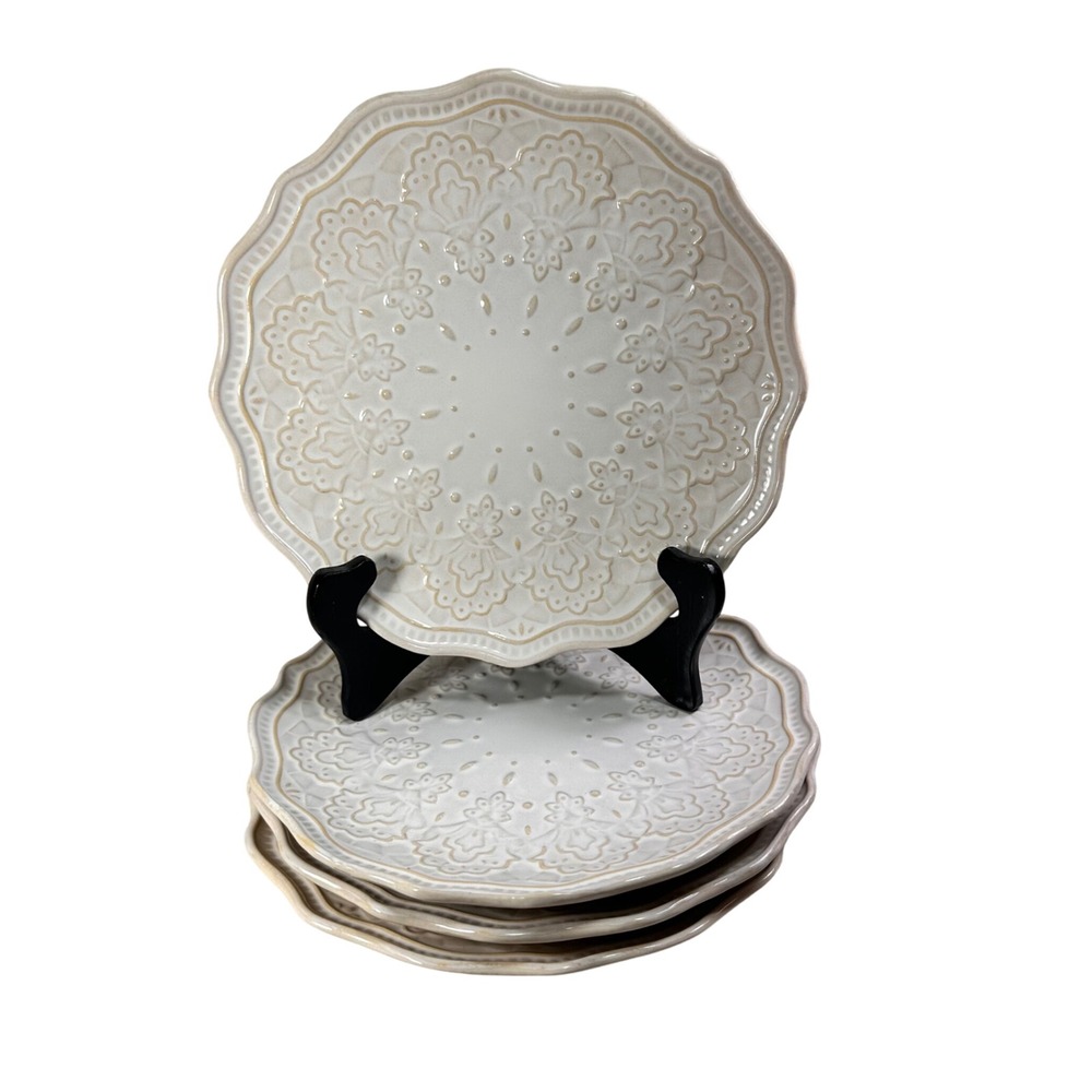 Pioneer Woman Farmhouse Lace Linen Cream Salad Dessert Plates Scalloped Set of 4